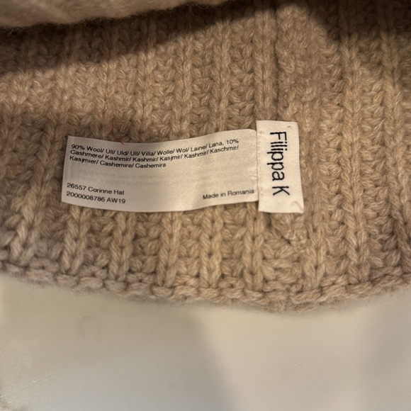 Filippa K beanie - Picture 3 of 3